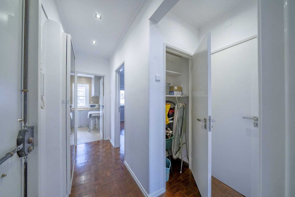 Alugar Apartamento T2 em Benfica