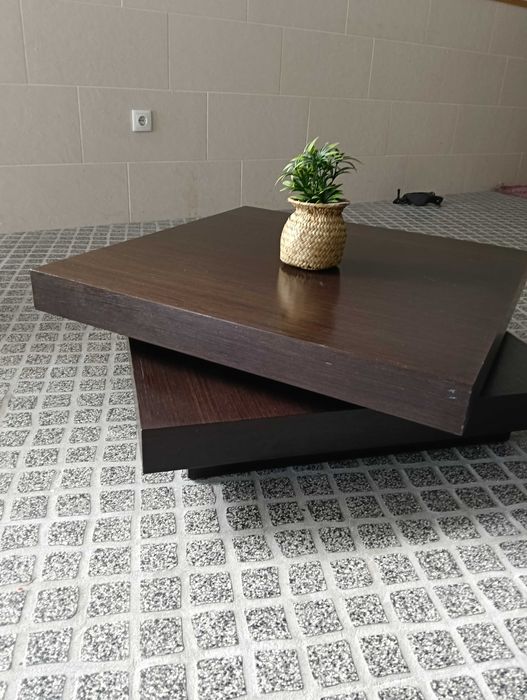Mesa de centro  madeira robusta