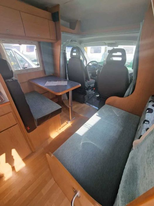 Autocaravana perfilada com 4 dormidas