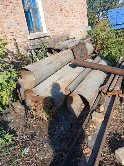 Продам труби в наявності 6 шт.
