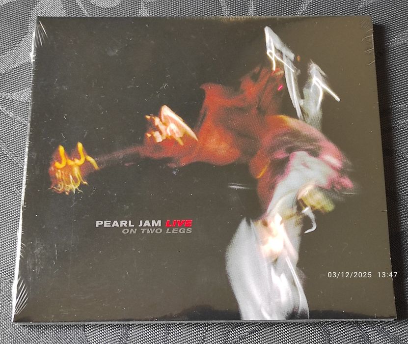 Pearl Jam - Live On Two Legs CD