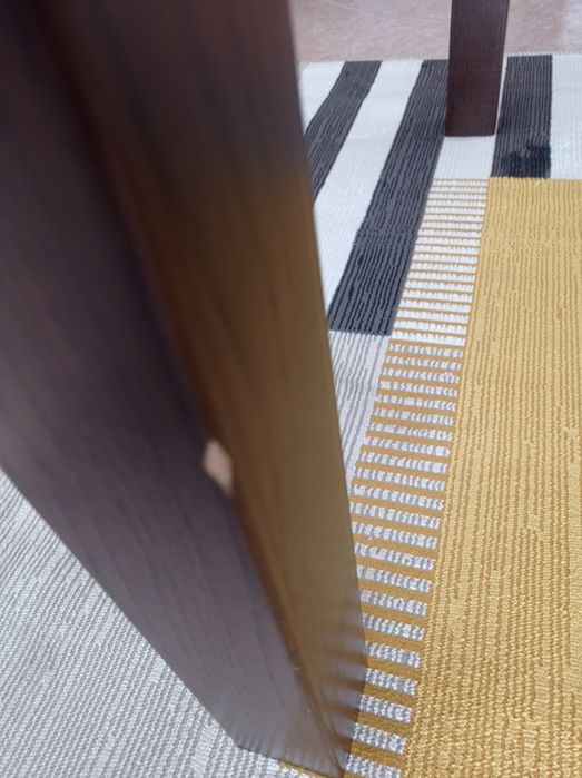 Mesa e cadeiras Ikea