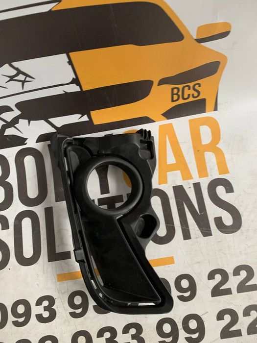 Накладка протитуманної фари ліва (ліцензія) TOYOTA HIGHLANDER 2017-19