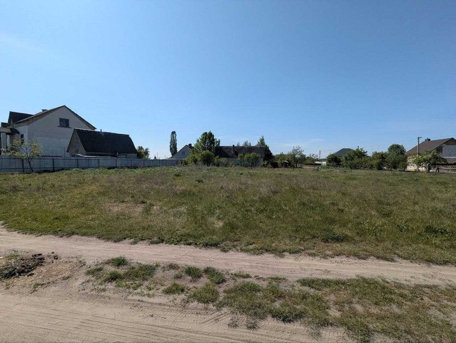 Продам земельну ділянку (0,20га)