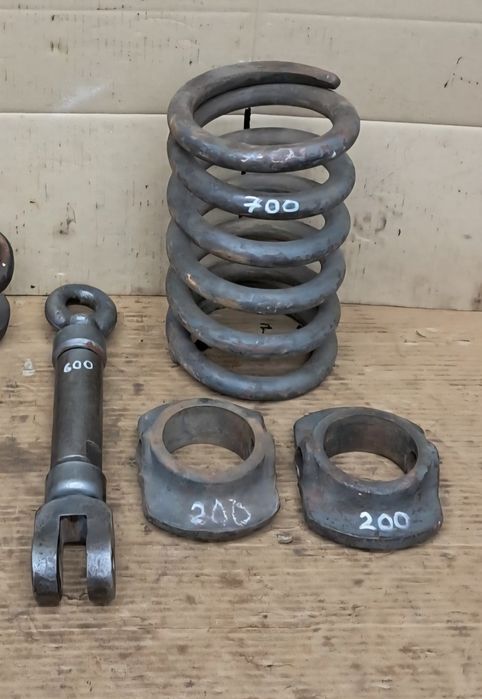 Скоба навіски вилка кардану ДТ 75 74