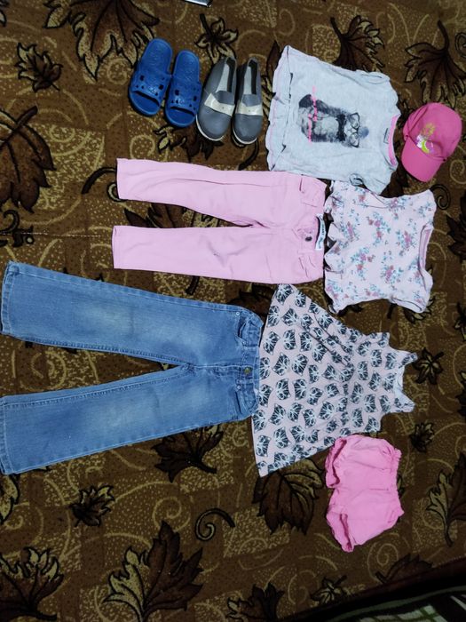 Ціна за все Одяг  одежда фирменная для дівчинки 3-5років  обувь