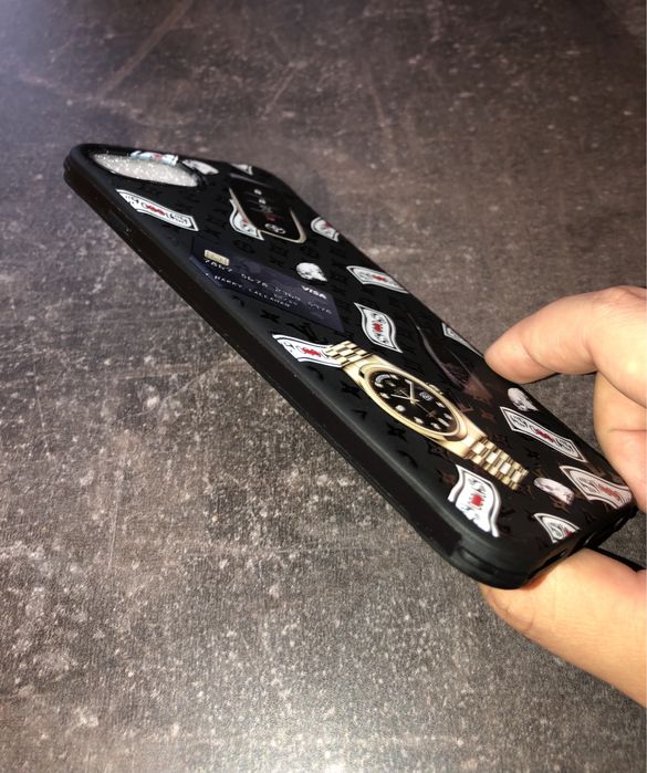 Продам чехол на IPhone 7+/8+