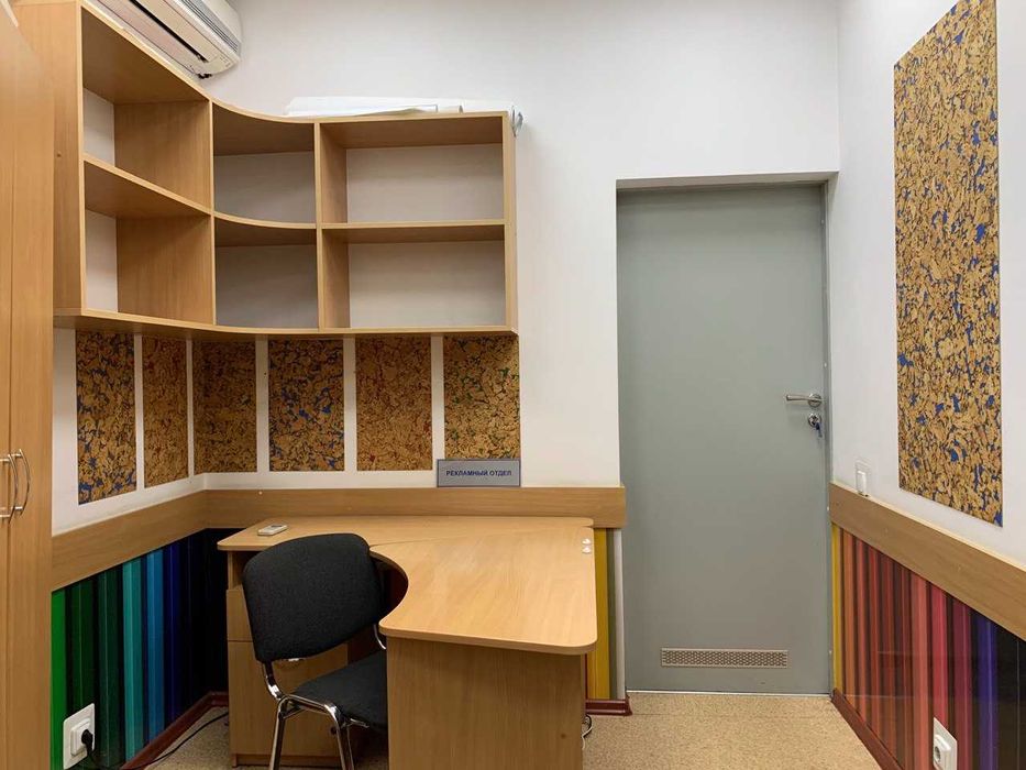 Сдам офис 9м,  в ТРЦ, м. 23 августа,