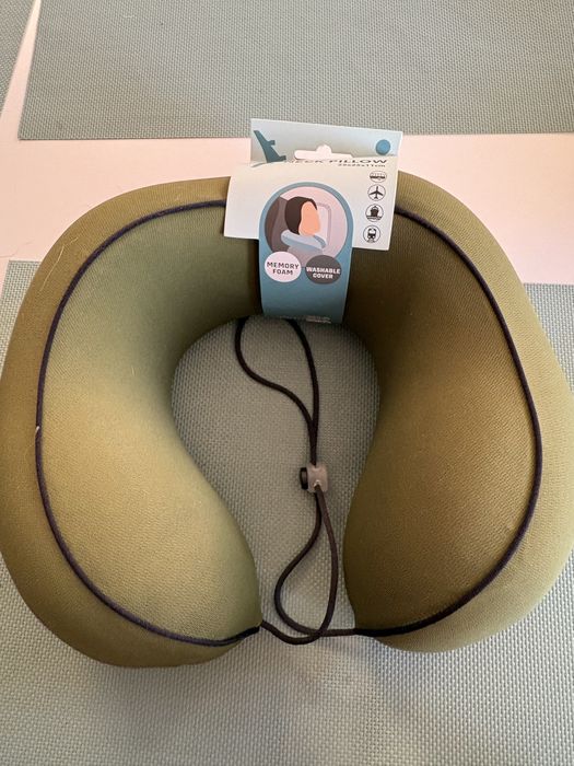 Neck pillow, poduszka podrozna, samolot