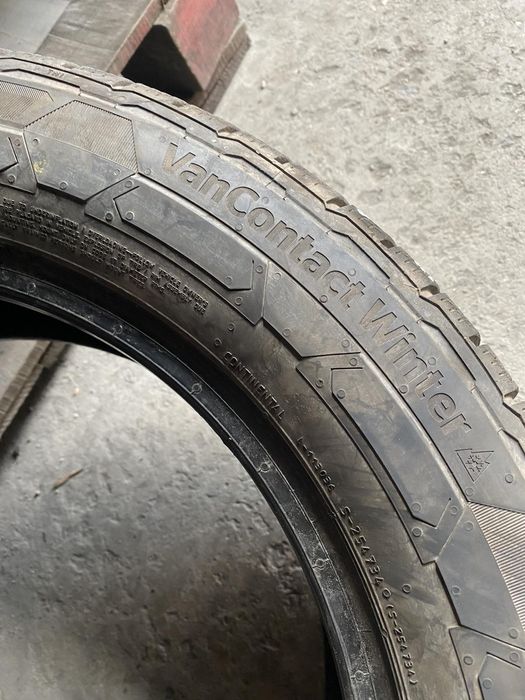 225.55.17c Continental 1шт зима БУ склад шины резина из Европы 55 R17с
