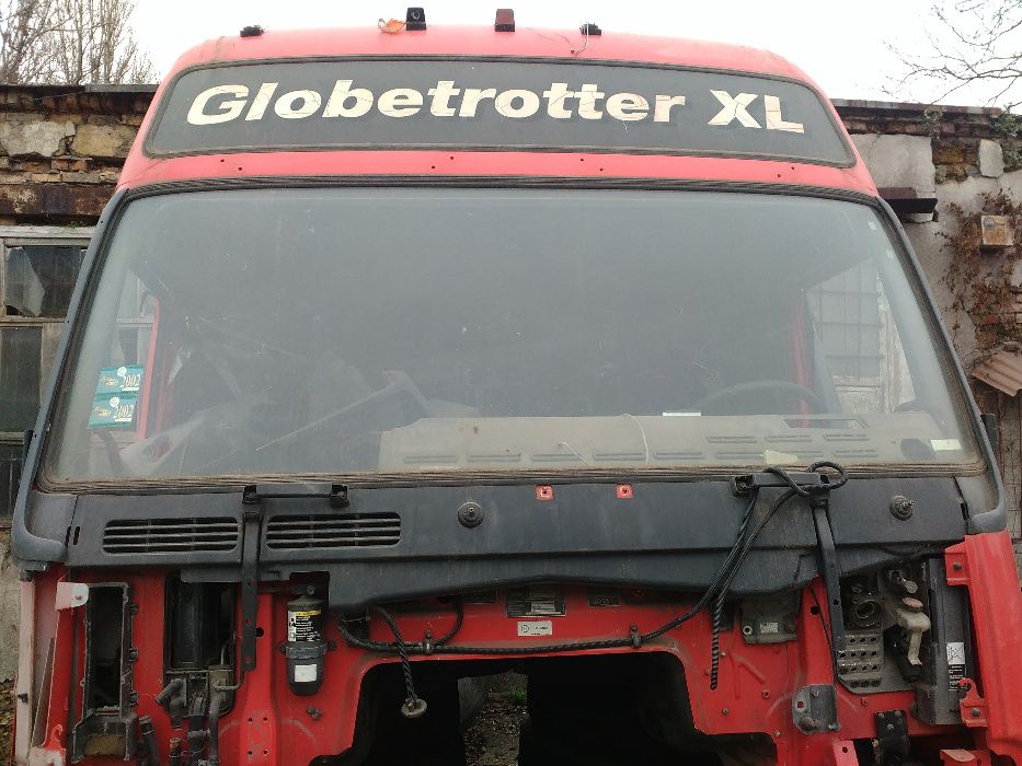 Кабина Volvo FH12