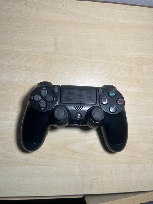 Sprzedam pad na ps4