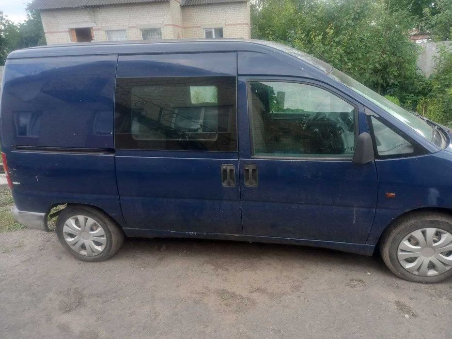 продаю автомобіль пежо  експерт