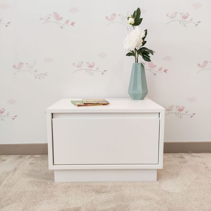 Mesa cabeceira lacada branco 1 gaveta