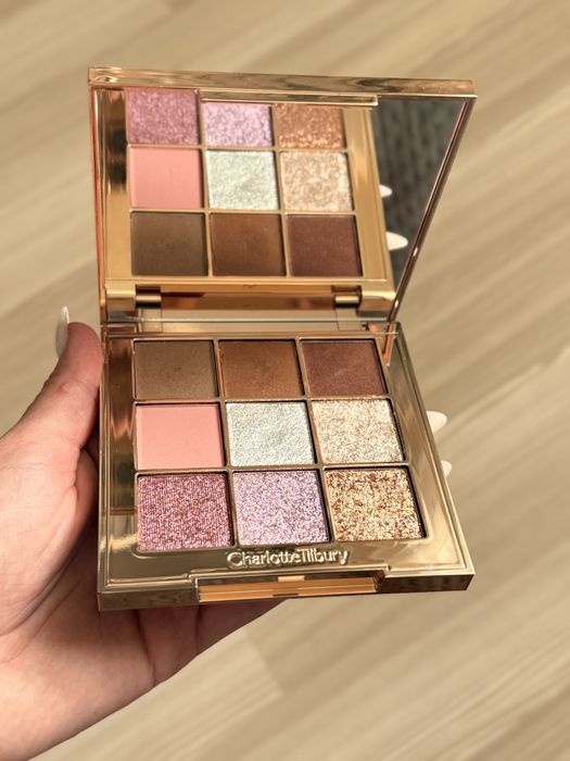 Charlotte Tilbury палетка тіней. Оригінал Charlotte Tilbury . Тіні для очей.
