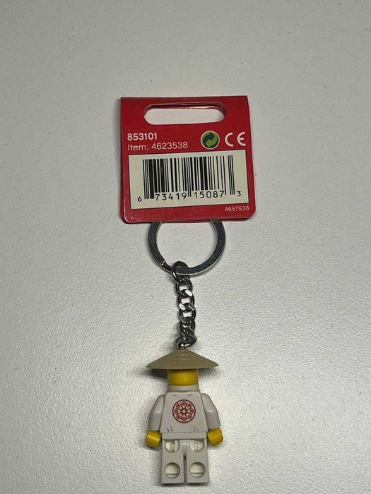 Оригінальний брелок LEGO Ninjago Сенсей Ву (Sensei Wu 853101)