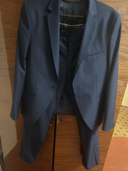 Весільний костюм