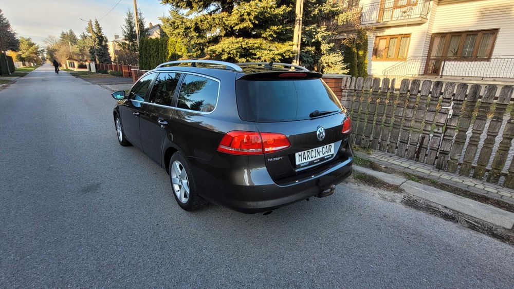 Vw passat 1.6 d 105 KM Alu Klimatron Panorama Szyberdach Navi Serwis !
