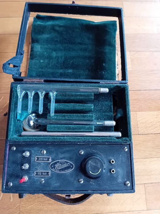 Aparat do leczenia chorób  skóry.