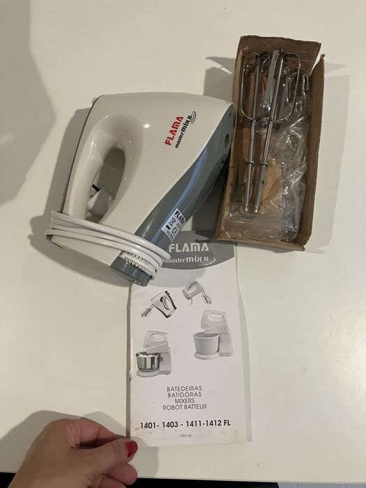 Batedeira Flama 1401FL com Caixa e Acessórios – Excelente Estado