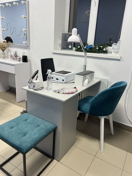 Оренда місць для бровиста, лешмейкера та майстра манікюру/педикюру