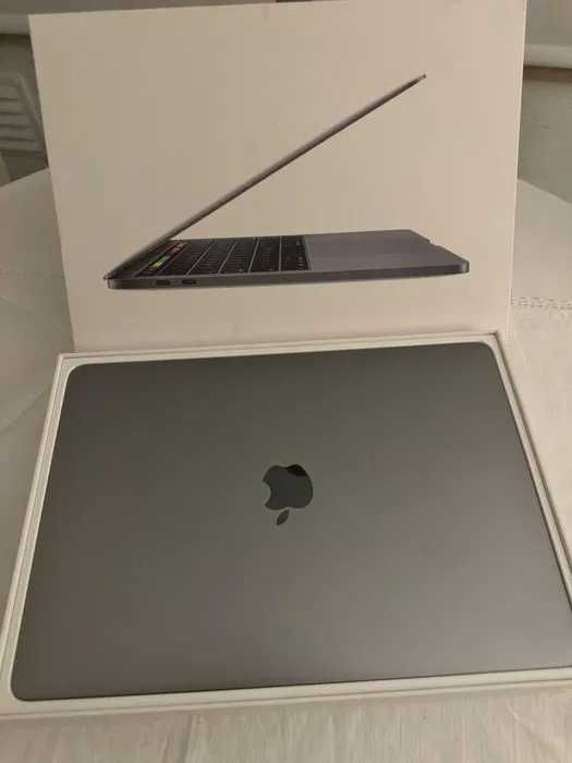 Macbook Pro 13" Custou 1700€ Como NOVO Fatura