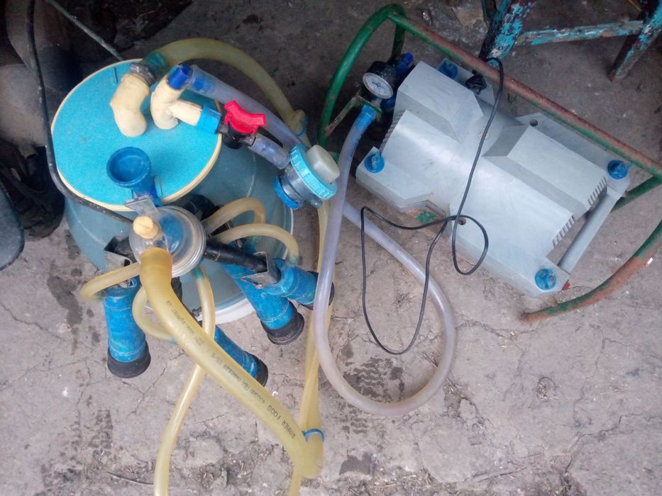 Продам доїльний апарат