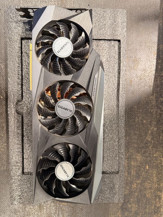 Karta graficzna RTX 3080 10gb