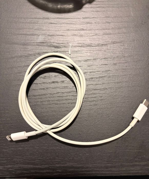 iPhone 13 128GB – Meia Noite – Bom Estado