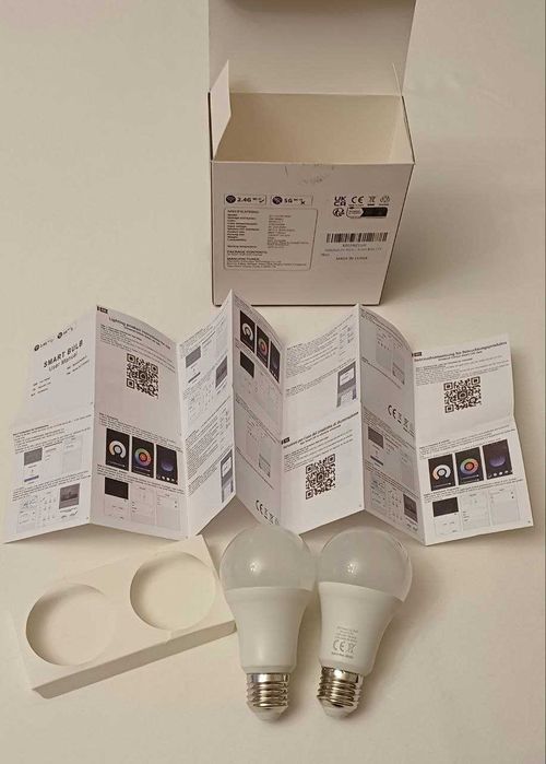 Розумна лампа WiFi,функція таймера,працює з Alexa та Google,Smart Life