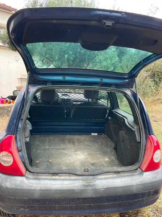Renaul Clio 1.5 65 cv  - Correia de distribuição mudada à 20000 km