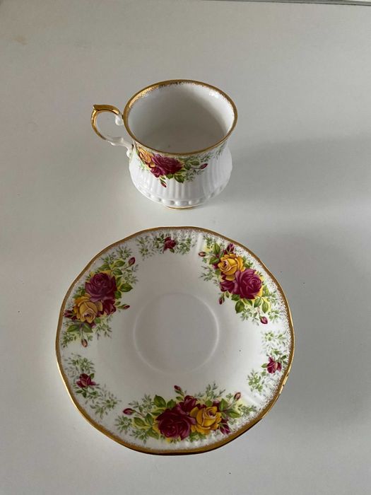 Chávena chá Queen’s Staffordshire