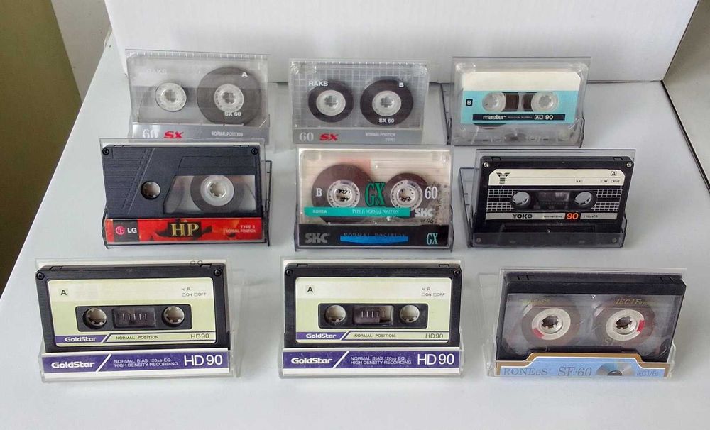 АудіокасетиFerumCromeAGFA BASF TDK SONY MAXELL FUJI JVC DENON Konika Goldstar Samsung Master YOKO SKC RAKS SNC RONEeS