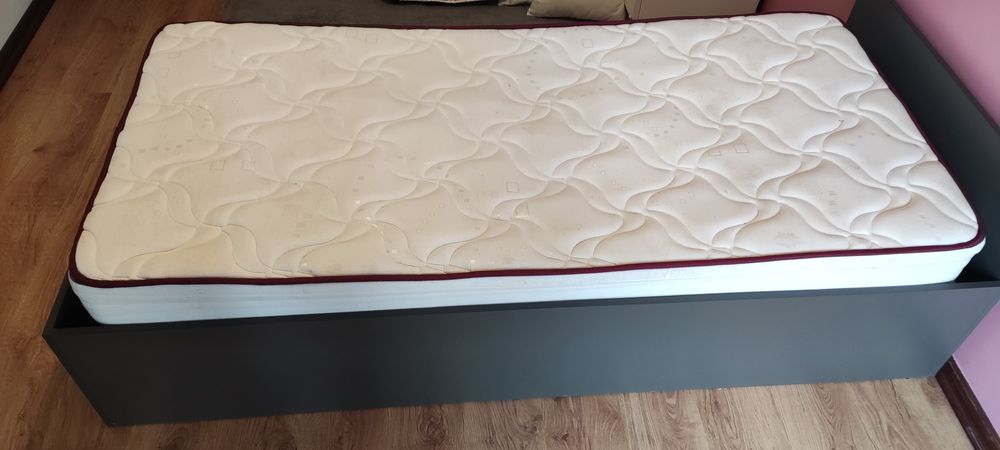 Cama solteiro/ criança