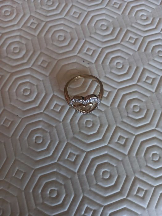 Anel Swarovski Nunca Usado com 2 corações