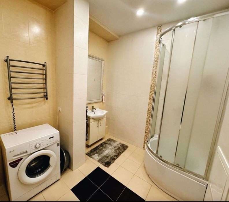 Соборна/Потьомкінська 2к квартира на продажі 1 поверх