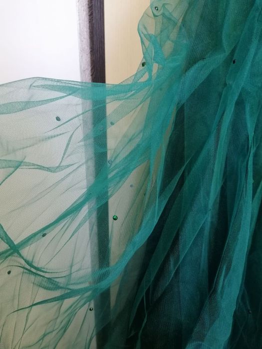 Продам платье на праздничное событие