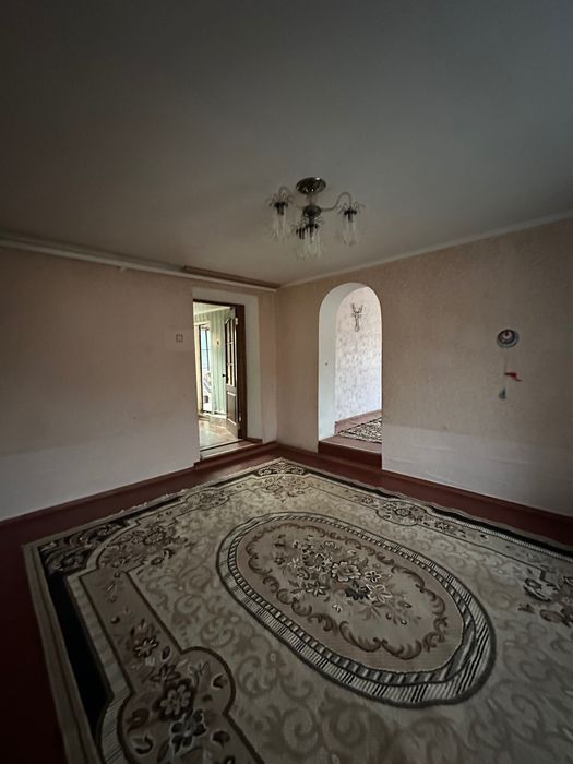 Продается дом 12 соток земли