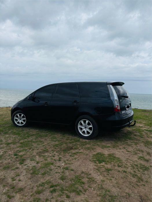Mitsubishi Grandis авто в Сумах