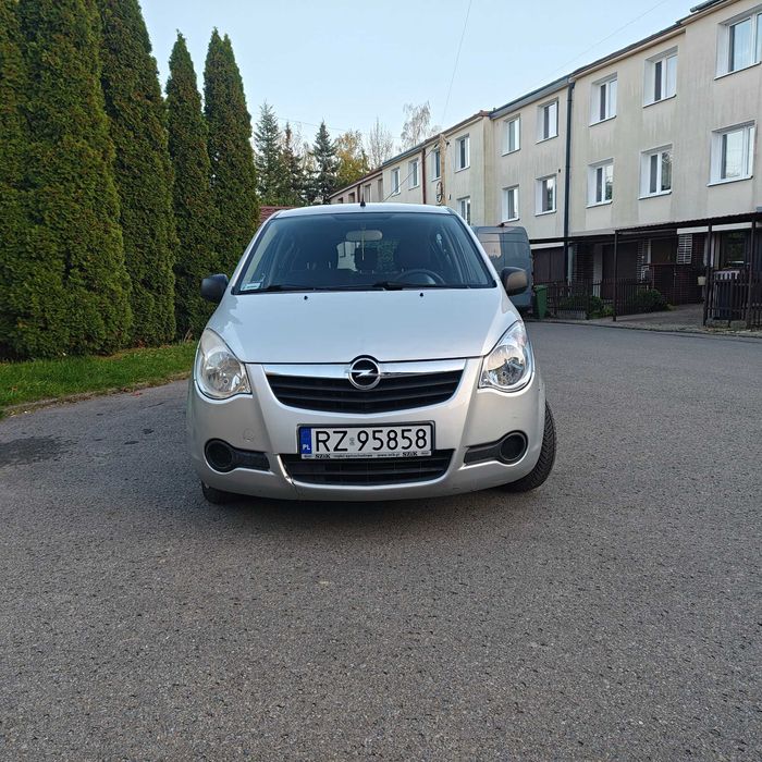 Opel Agila