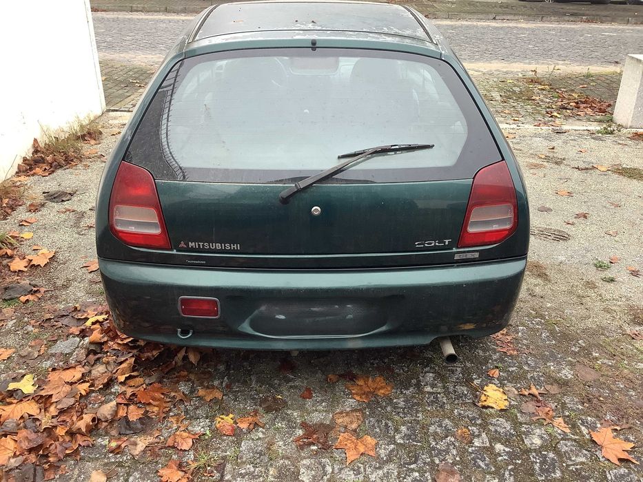 Mitsubishi Colt V 1.3 i  - 1997 - Para peças