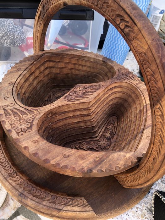 Cesta rebativel de madeira