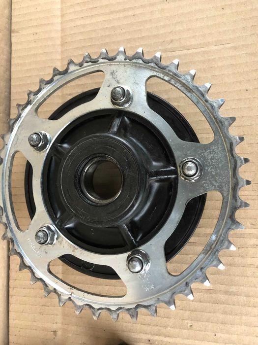 Suzuki GSX-R 600 700 K6 K7 Napęd Kompletny Łańcuch Zębatka Zbierak