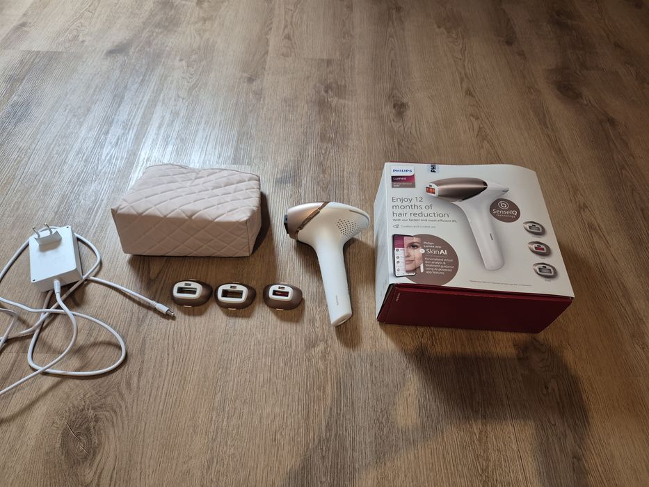 Depilator IPL Philips Lumea 9900 SenseIQ SmartSkin + 3 nasadki BRI973/00