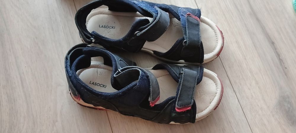 Sandały dla chłopca 31