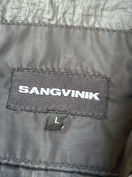 Пуховик Sangvinik