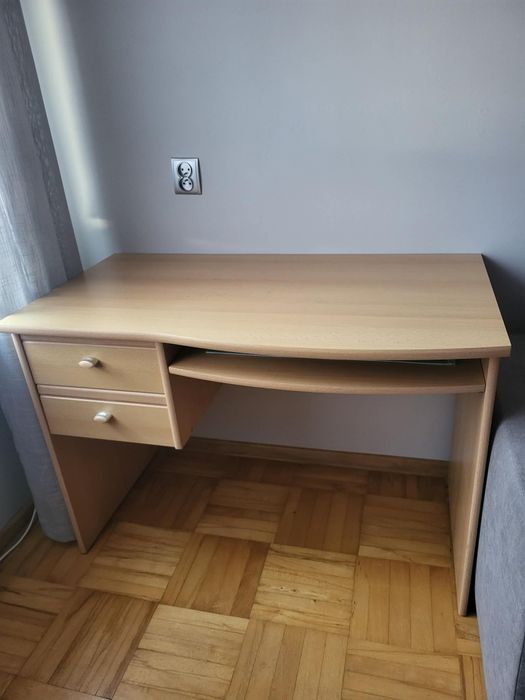 Biurko + fotel obrotowy