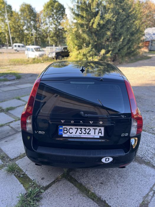 Volvo v50 2.0d  автомат
