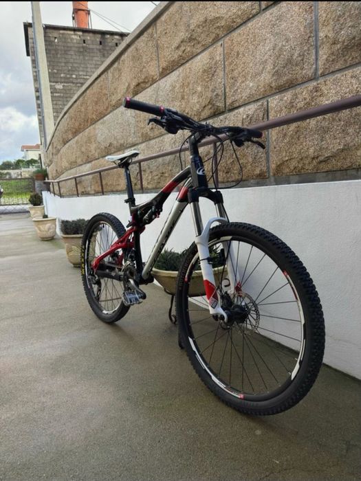 BTT Scrapper Ride – Suspensão Total