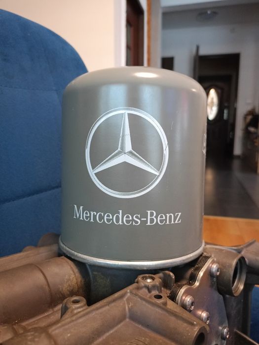 Zawór osuszacz powietrza Mercedes Actros MP4 nowy